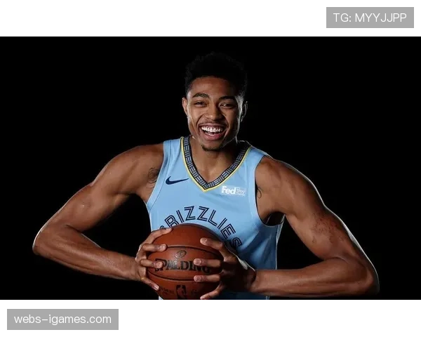 灰熊前锋布兰登·克拉克赛前因涉毒和鲁莽驾驶在阿肯色州被捕